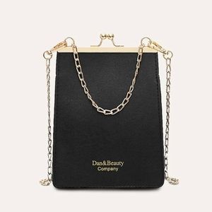 Kiss Lock Black Small Chian Handle Crossbody Bag